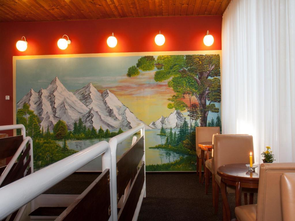 Hotel & Hostel Florian 布拉格 外观 照片